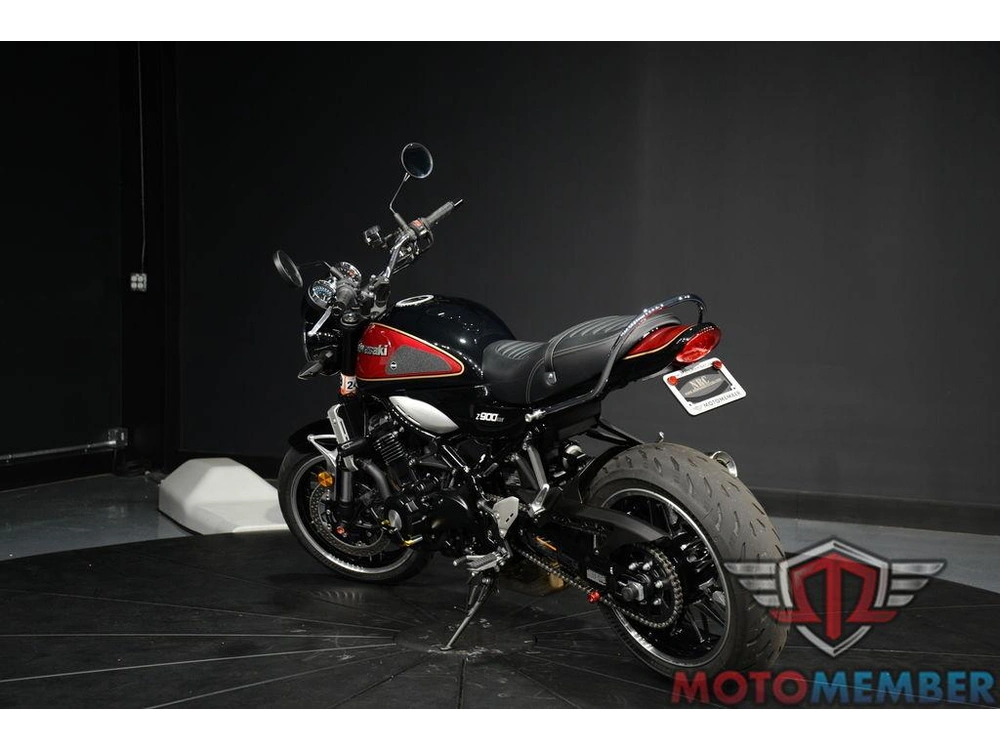 2023 Kawasaki Z900rs alt