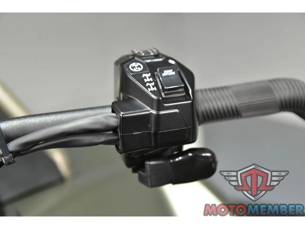 2026 Can-am Outlander X Mr 1000r Loft Green Satin alt