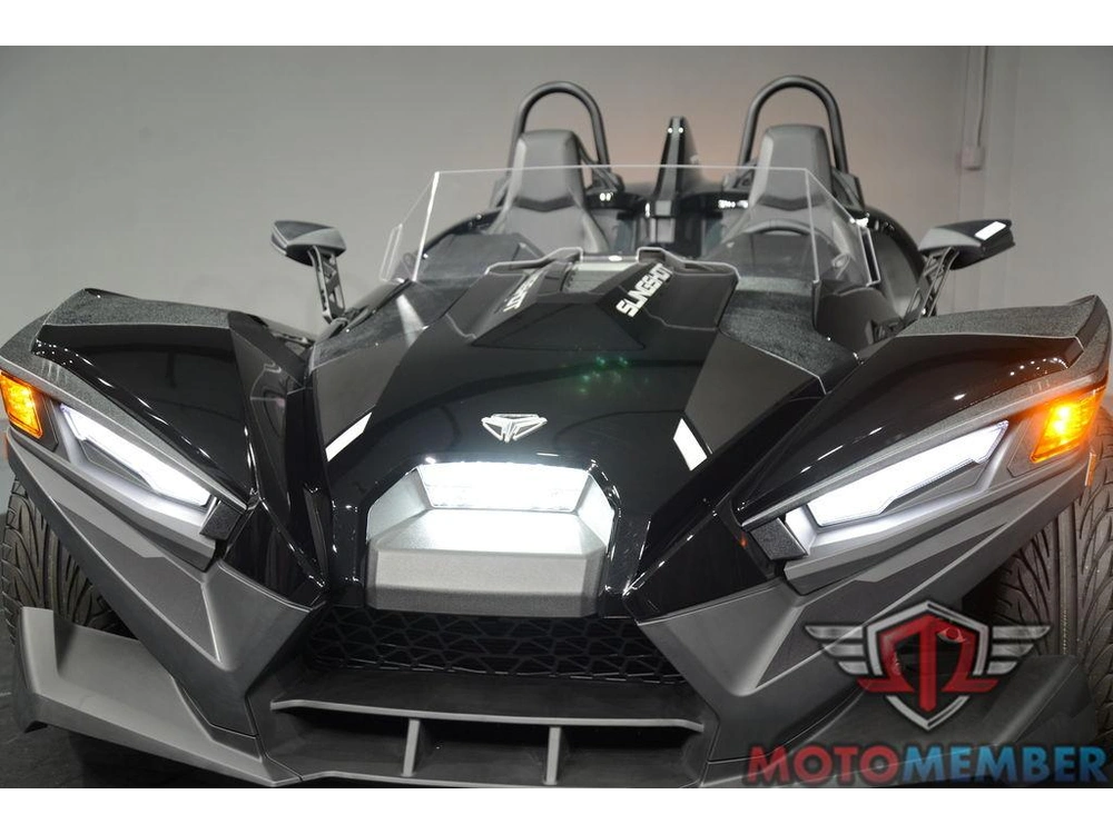 2025 Slingshot Slingshot® Sl Autodrive Jet Black alt