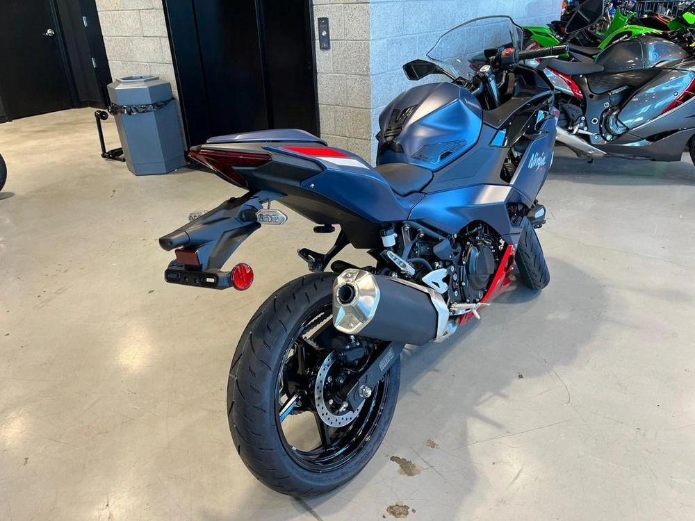 2026 Kawasaki Ninja® 500 Se Abs alt