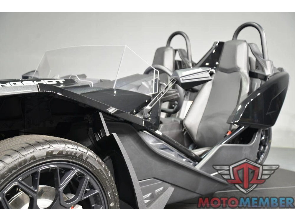 2025 Slingshot Slingshot® Sl Autodrive Jet Black alt