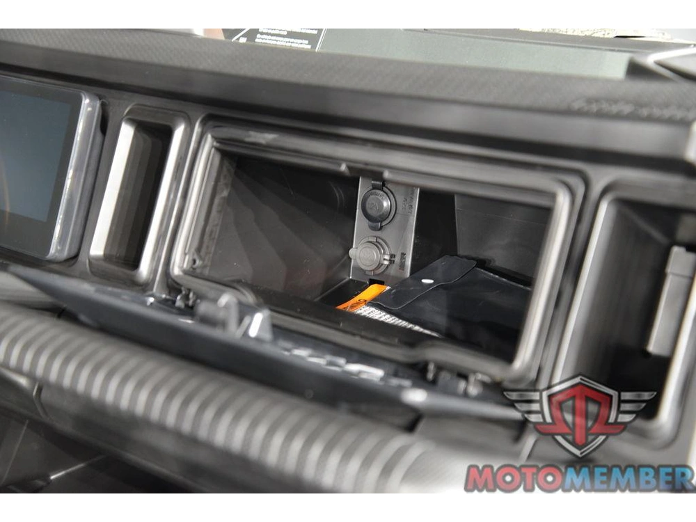 2026 Can-am Defender Xt Hd11 With 10.25 In.display Dark Wildland Camo alt