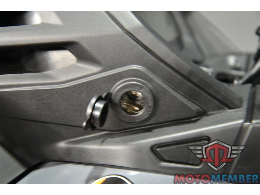 2026 Can-am Outlander X Mr 1000r Granite Grey alt