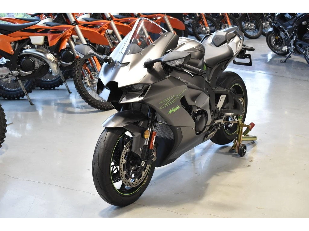2025 Kawasaki Ninja® Zx™-10rr Abs alt