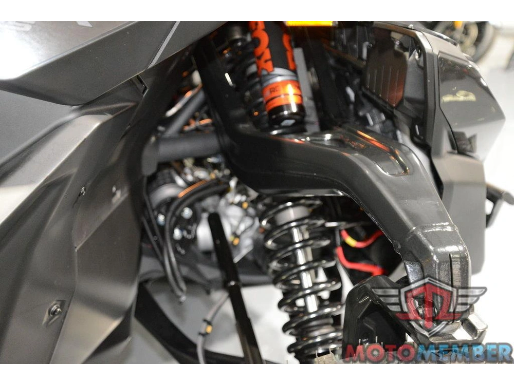 2026 Can-am Maverick R Max X Rs With Smart-shox alt