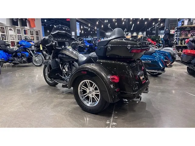 2020 Harley-Davidson FLHTCUTG Tri Glide UltraFLHTCUTG