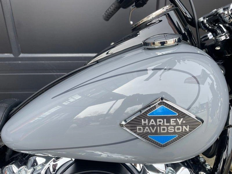 2026 Harley-davidson Flhc - Heritage Classic alt