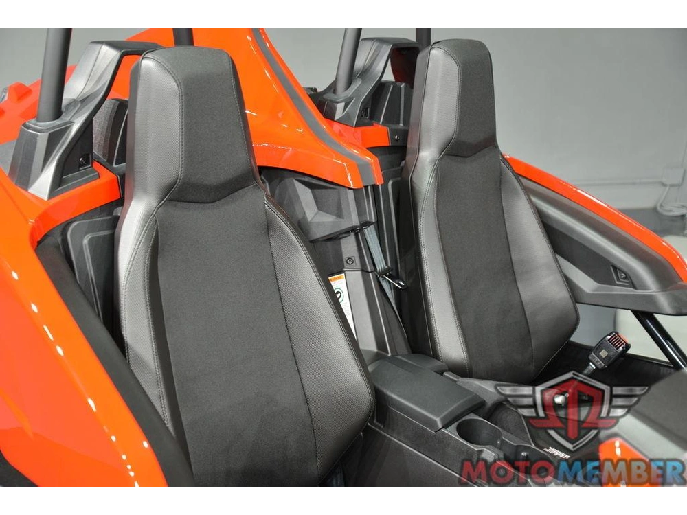 2025 Slingshot Slingshot® S Slingshot Red alt