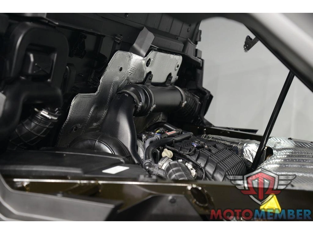 2026 Can-am Defender Limited Hd11 alt