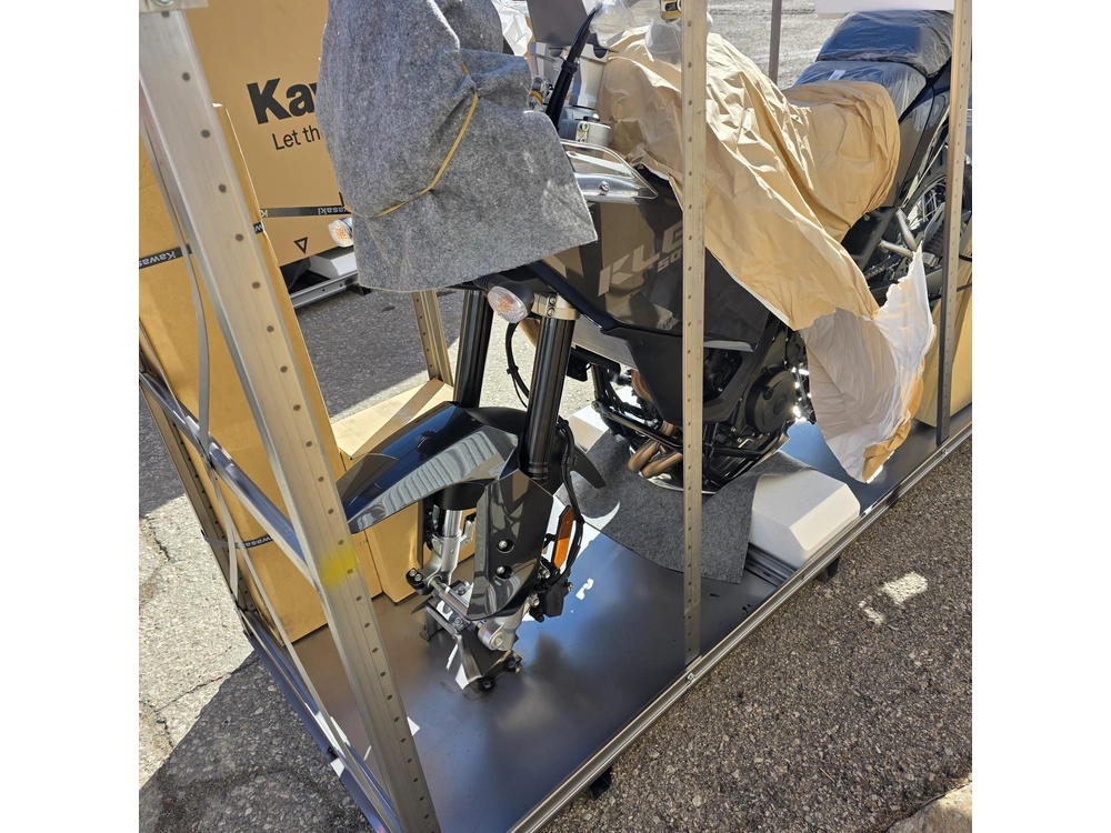 2026 Kawasaki Kle500 alt