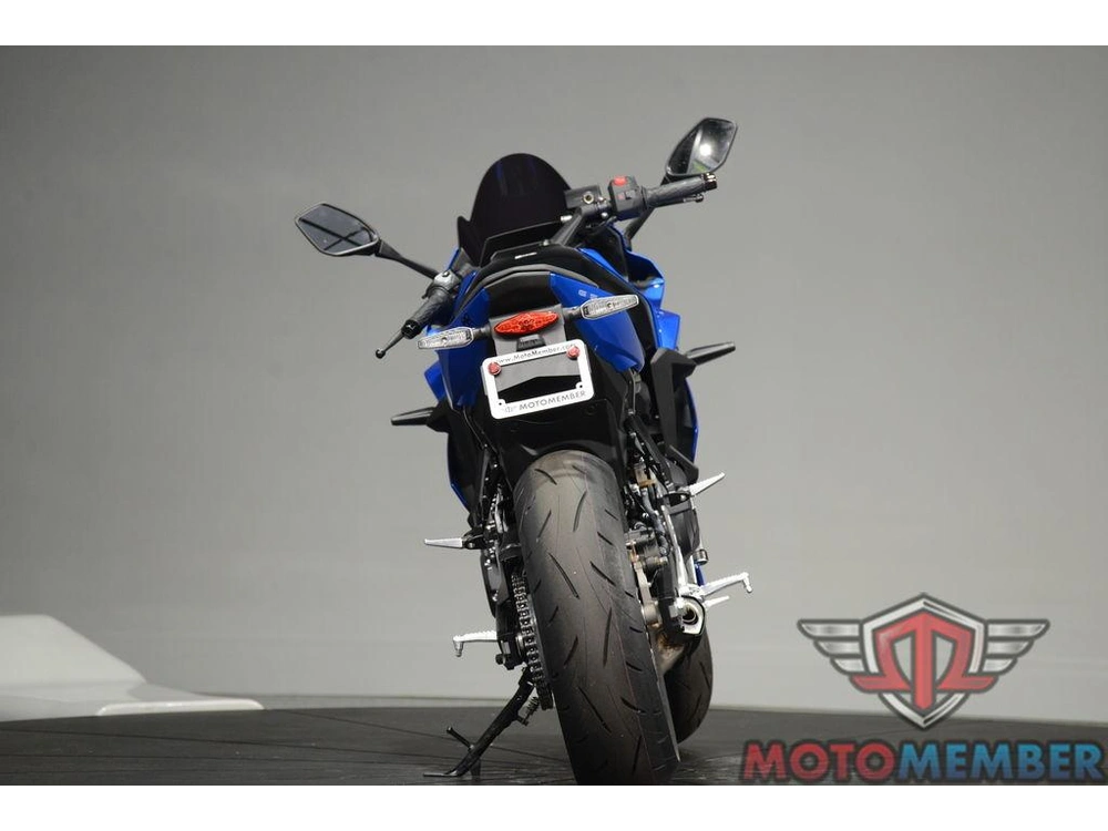 2024 Suzuki Gsx-8r alt