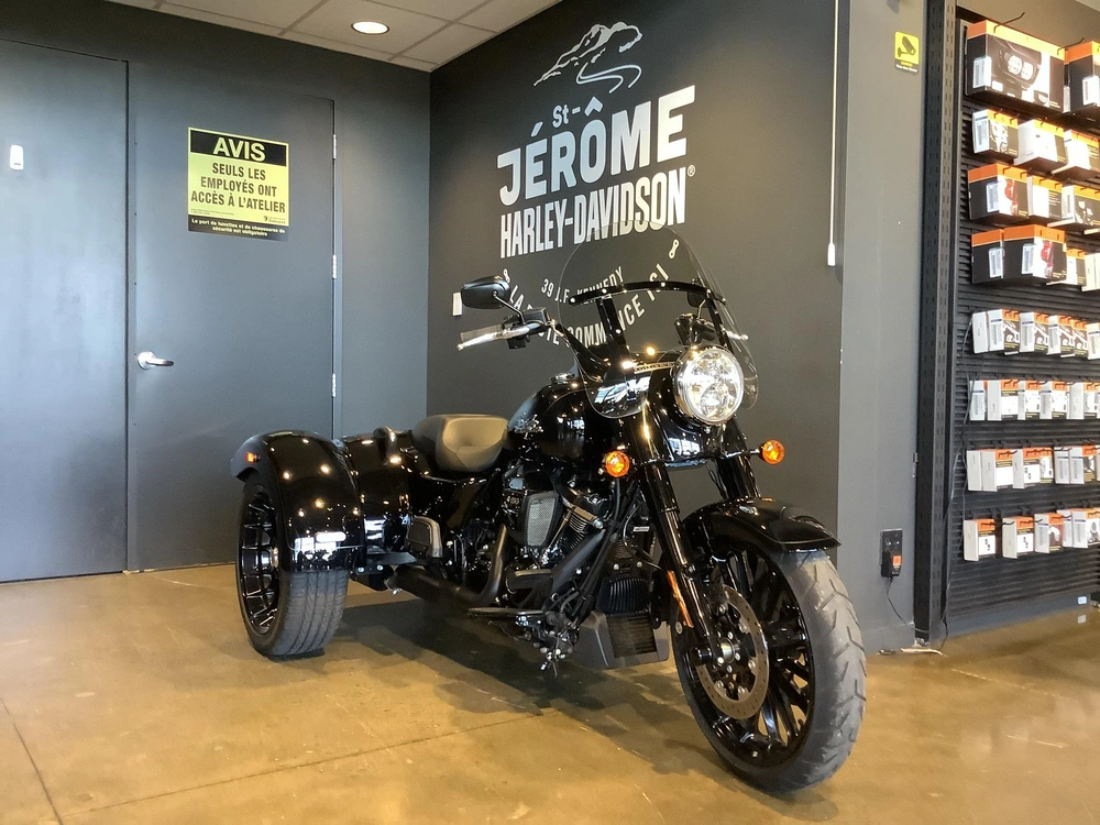 Harley-davidson Freewheeler Flrt 2025 alt