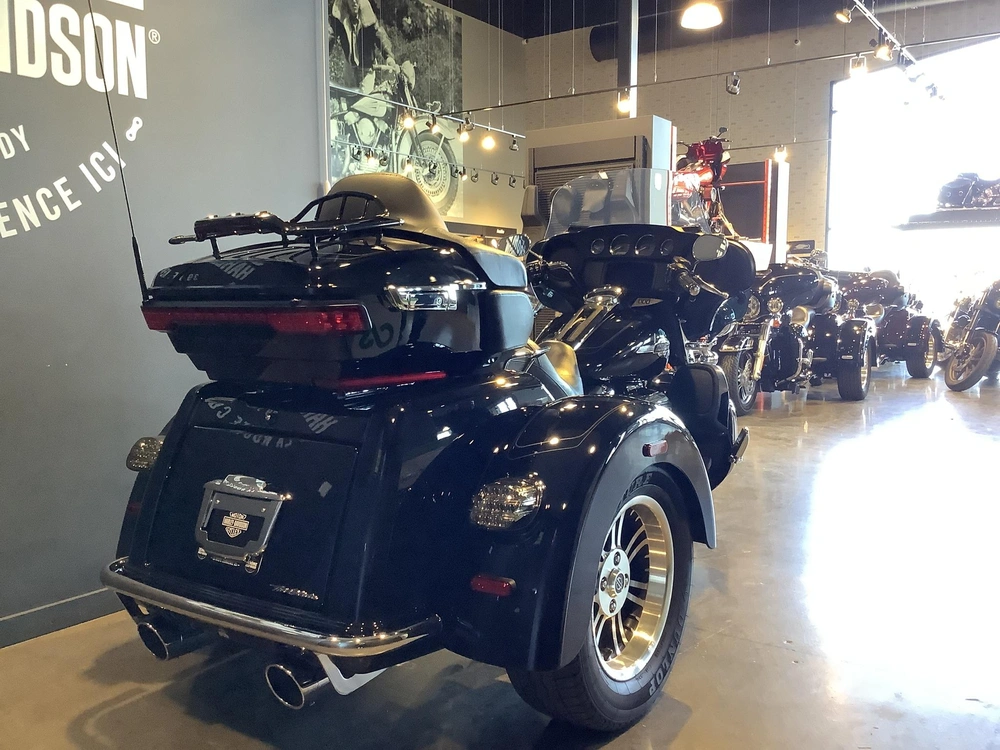 Harley-davidson Tri-glide Flhtcutg 2023 alt