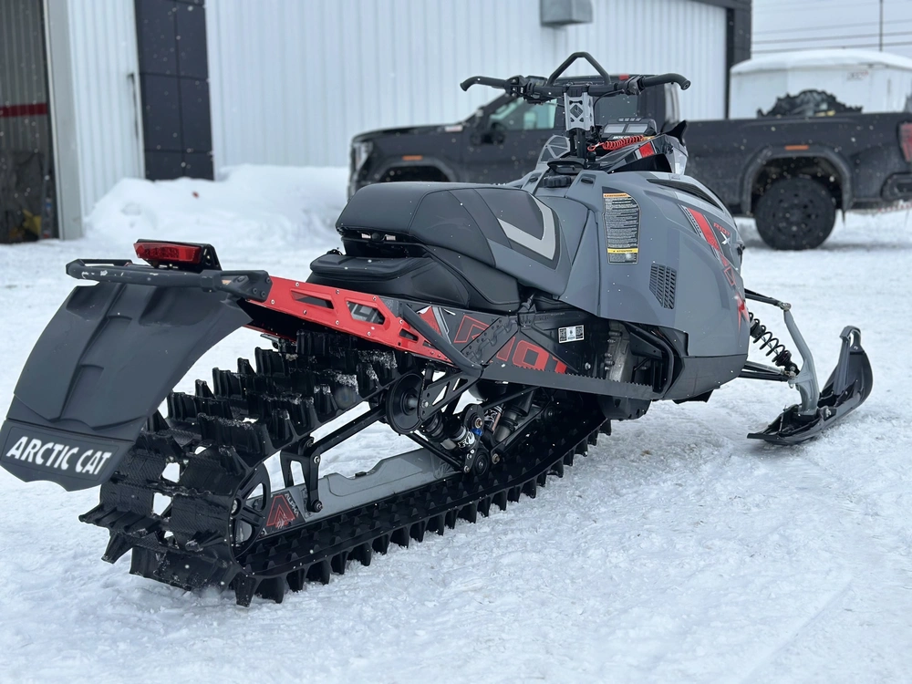 Arctic Cat Riot X Qs3 146 2021 alt