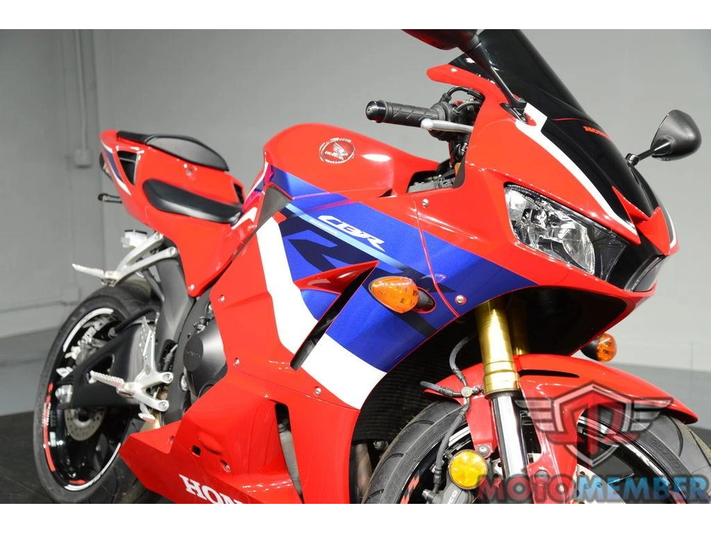 2022 Honda Cbr600rr alt
