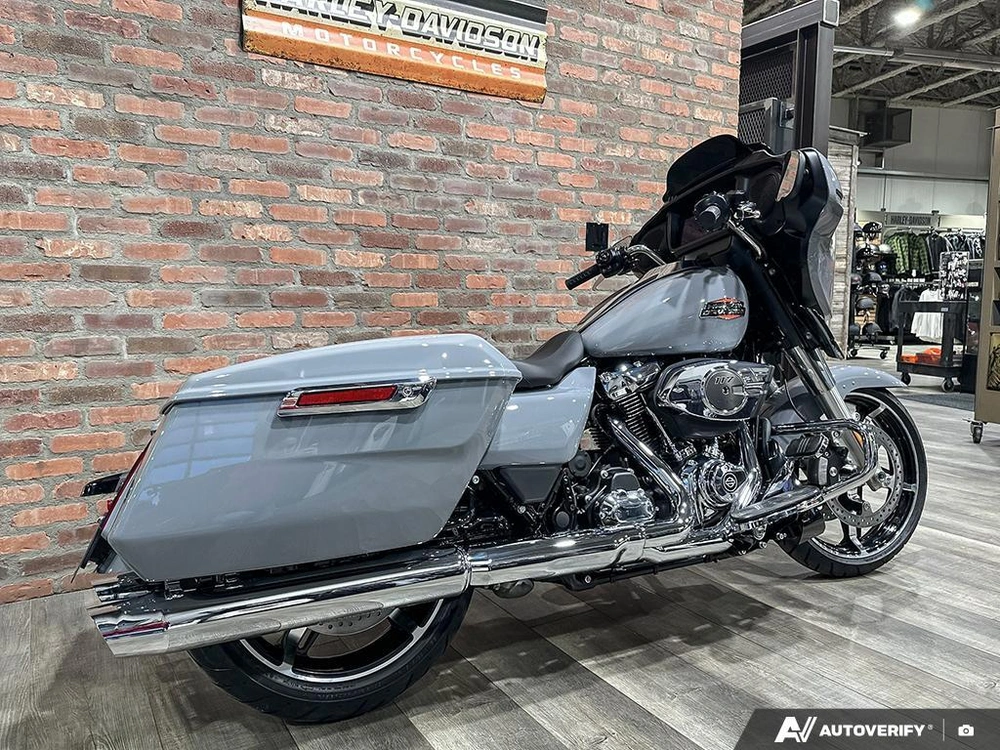 2026 Harley-davidson Street Glide alt