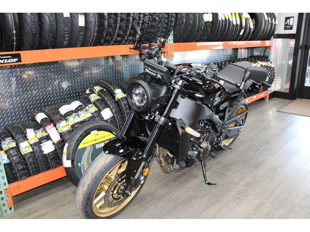 2025 Yamaha Xsr900 alt