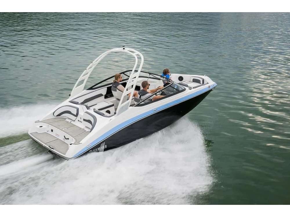 2025 Yamaha 195s Mist Grey alt