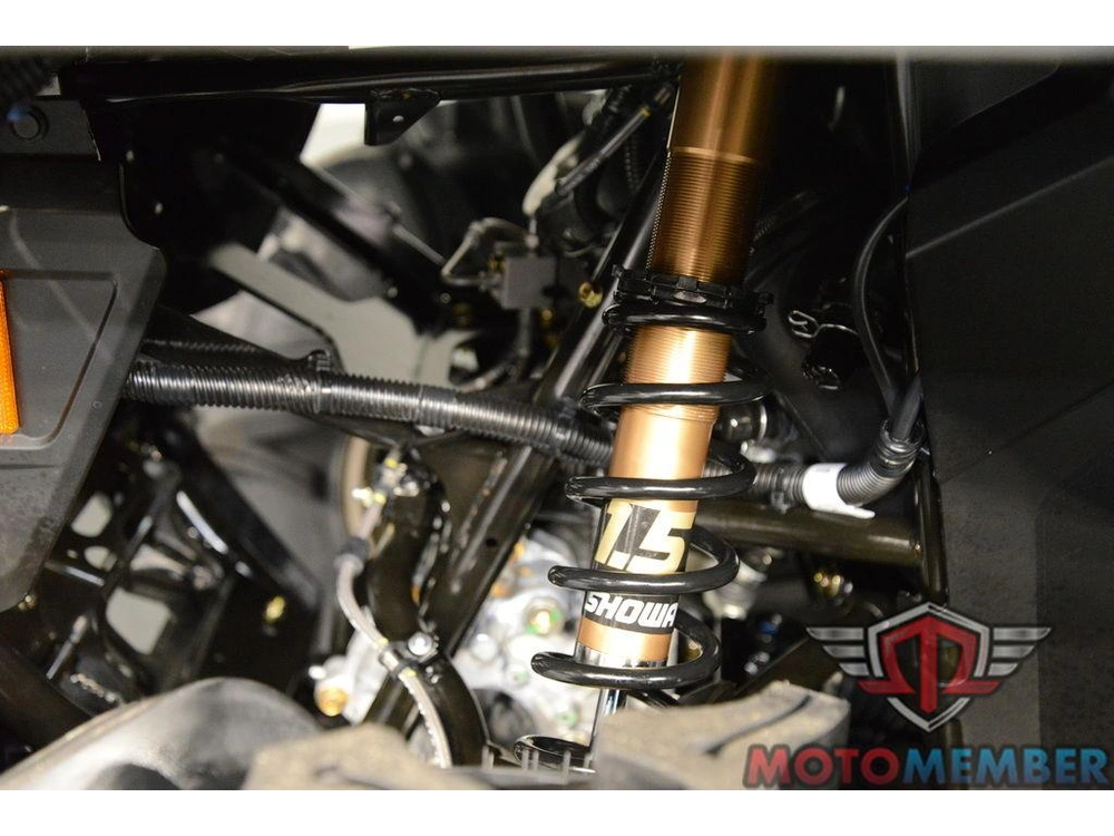 2026 Can-am Outlander X Mr 1000r Loft Green Satin alt