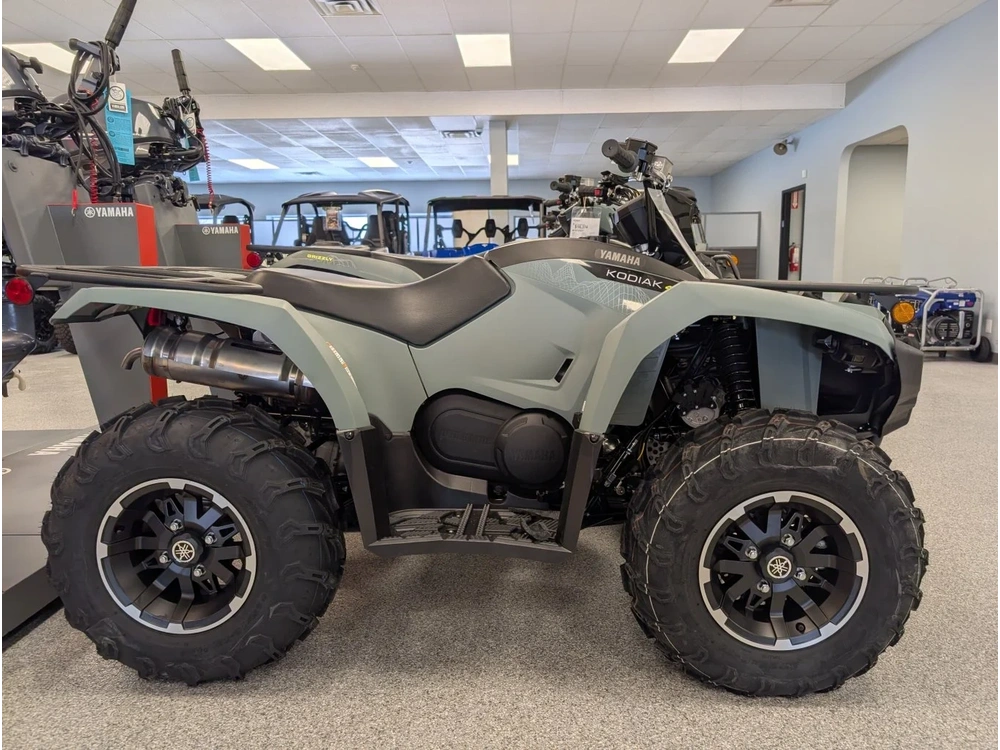 2026 Yamaha Kodiak 450 Eps Xt-r Moss Grey/tactical Black - Finance For $108 Bi-weekly All In Or Add Plow And Heated Handlebar Kit For Only $16 More Per Payment Based On Zero Downpayment! alt