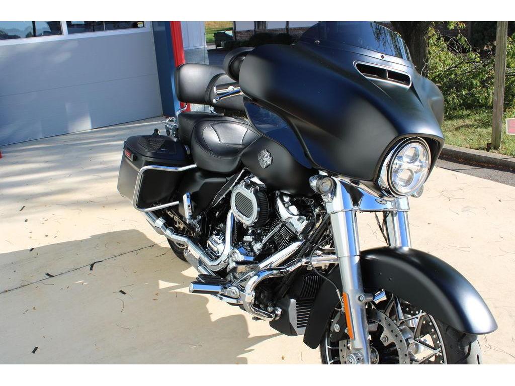 2022 Harley-Davidson Street Glide Special for Sale