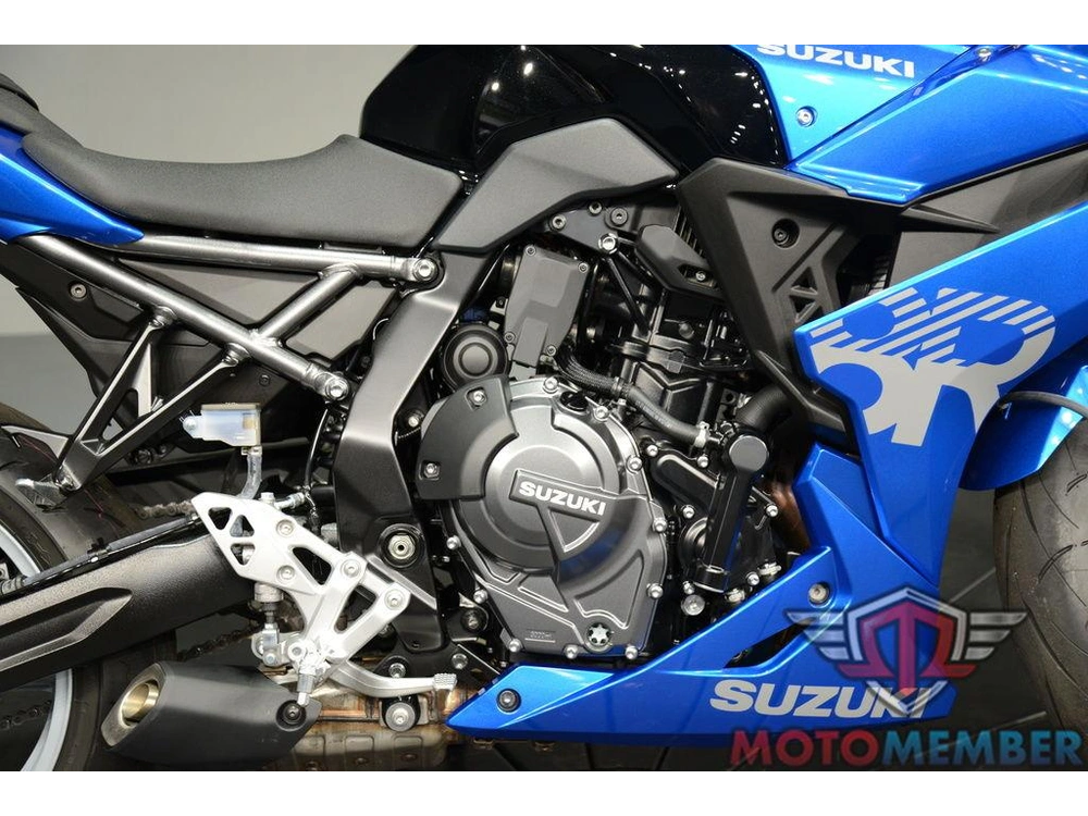 2024 Suzuki Gsx-8r alt