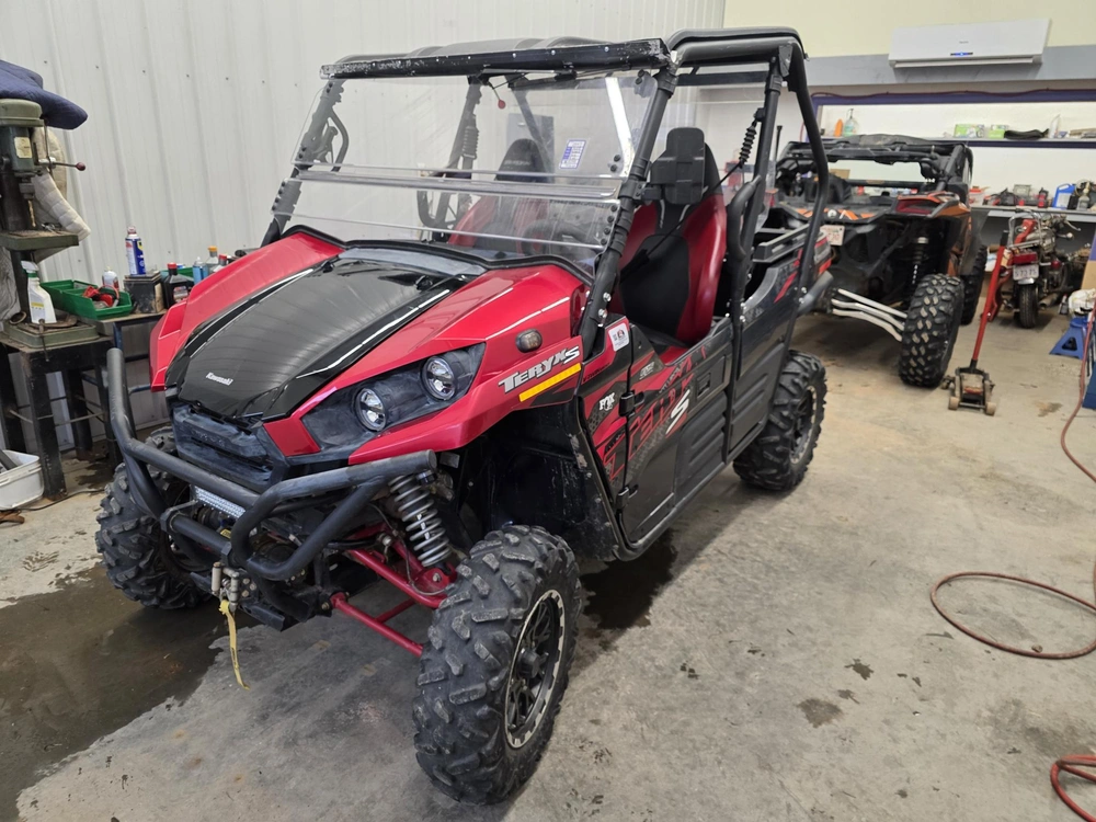 2022 Kawasaki Teryx S Le alt