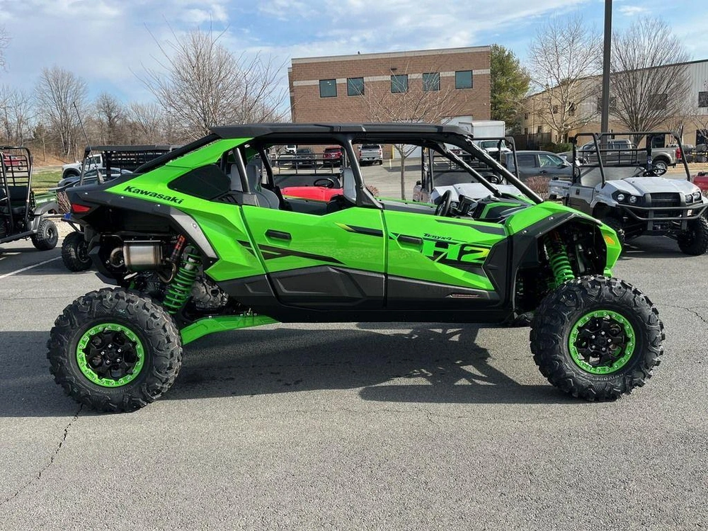 2026 Kawasaki Teryx®4 H2 Deluxe Es alt