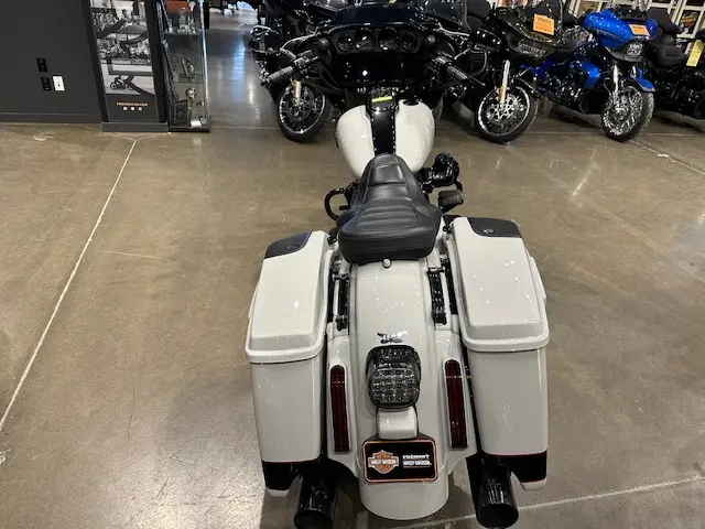 Harley-Davidson CVO Street GlideFLHXSE 2020