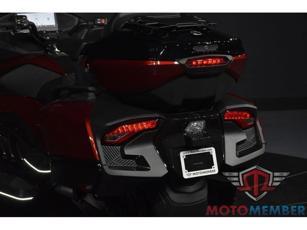 2025 Can-am Spyder Rt Limited Dark Wheels alt