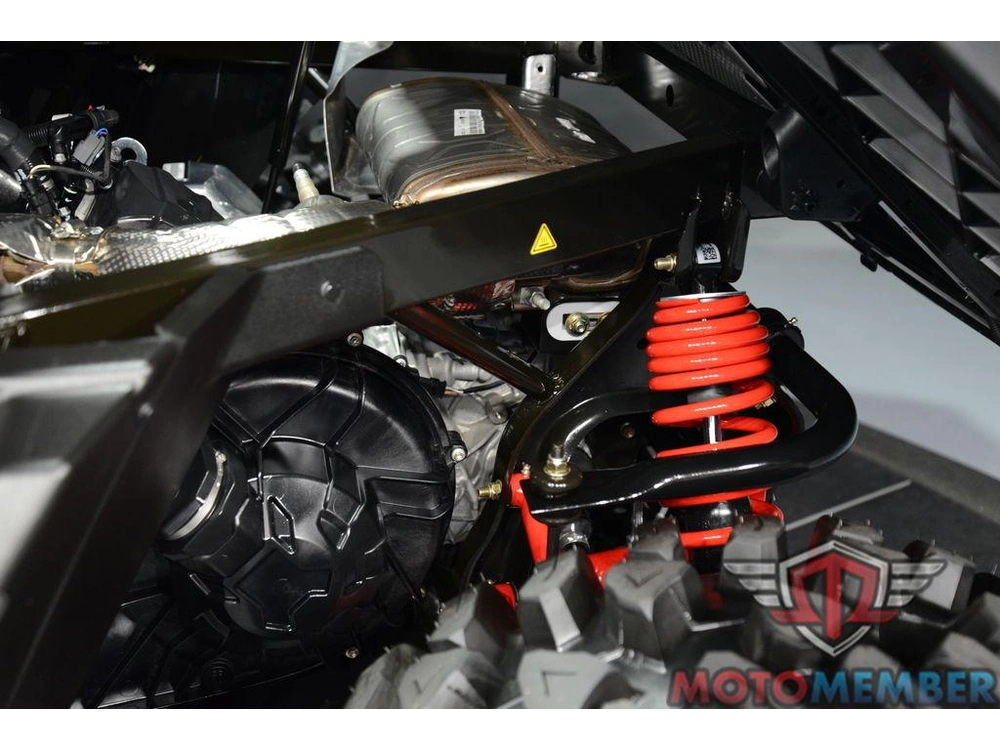 2025 Can-am Defender X Mr With Half-doors Hd10 Hyper Silver & Legion Red alt