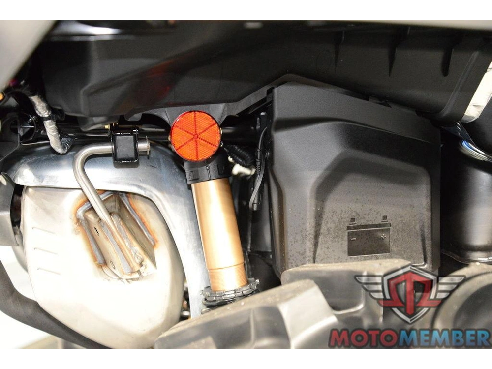 2026 Can-am Outlander X Mr 1000r Loft Green Satin alt