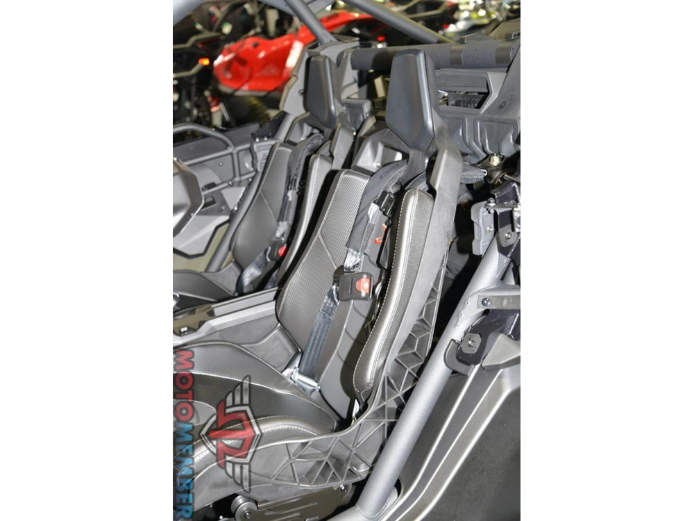 2025 Can-am Maverick X3 Max X Ds Turbo Rr With Smart-shox Triple Black alt