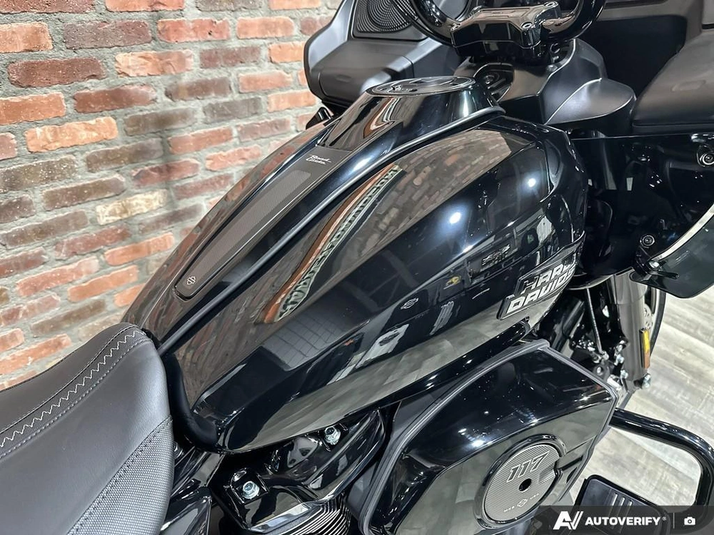 2026 Harley-davidson Road Glide alt