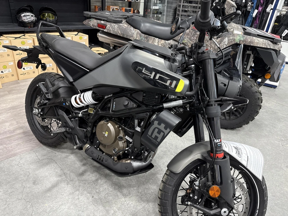 2024 Husqvarna Svartpilen 401 alt