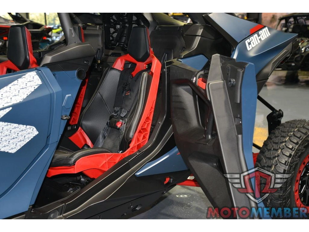 2025 Can-am Maverick R Max X Rs With Smart-shox Dusty Navy & Legion Red alt