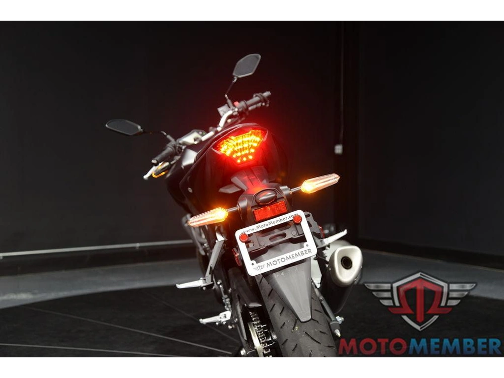 2023 Yamaha Mt-03 alt