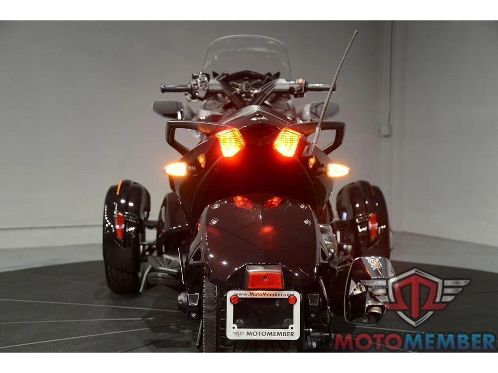 2014 Can-am Spyder® St Limited Se5 alt