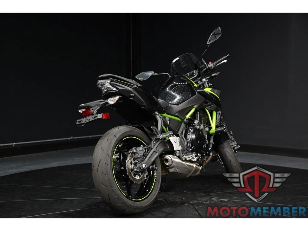 2022 Kawasaki Z650 alt