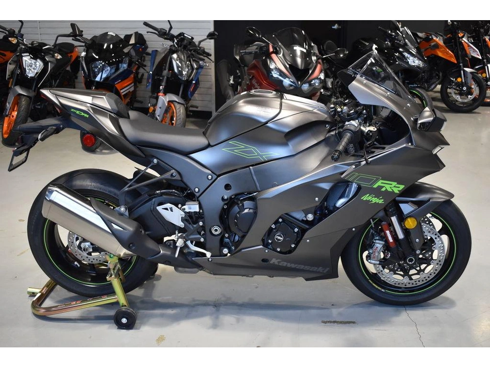 2025 Kawasaki Ninja® Zx™-10rr Abs alt