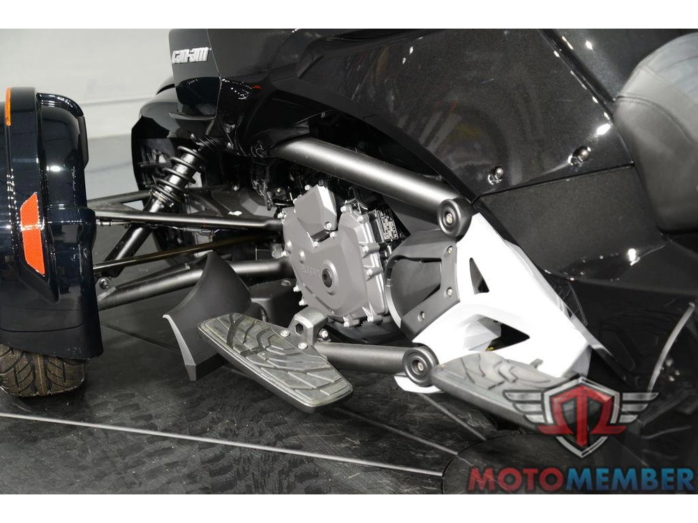 2023 Can-am Spyder F3 Limited Platine Wheels alt