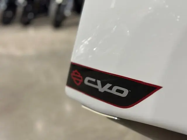 Harley-Davidson CVO Street GlideFLHXSE 2020