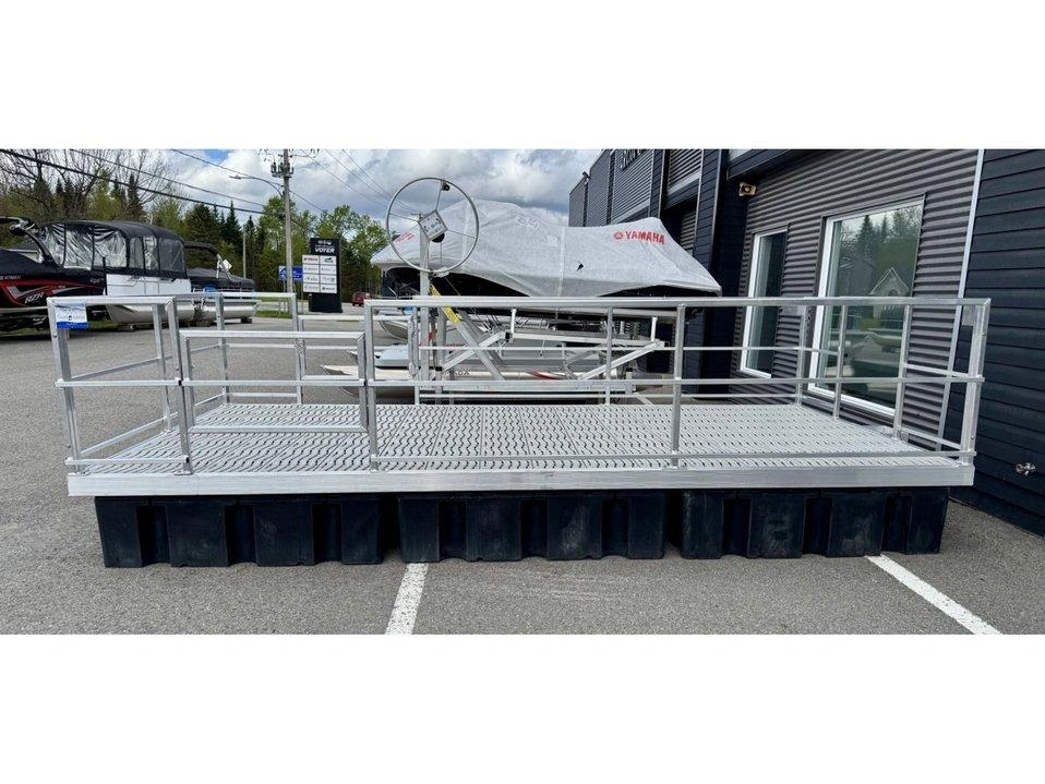 2025 Quais Bertrand Ponton Calypso alt