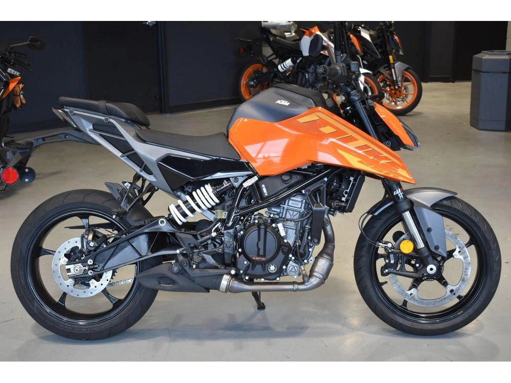 2024 Ktm 250 Duke alt