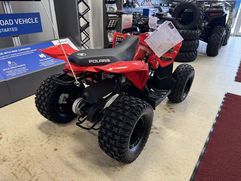 Polaris OUTLAW 110,INDY RED 2026