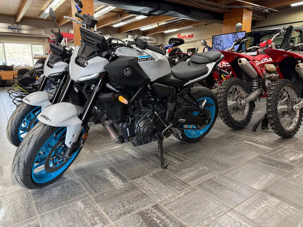 2025 Yamaha MT07 - ICE STORM