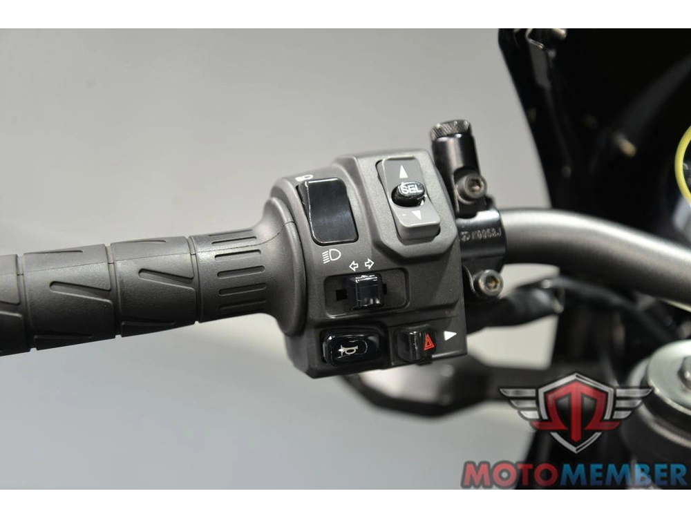 2022 Kawasaki Z900rs Cafe alt