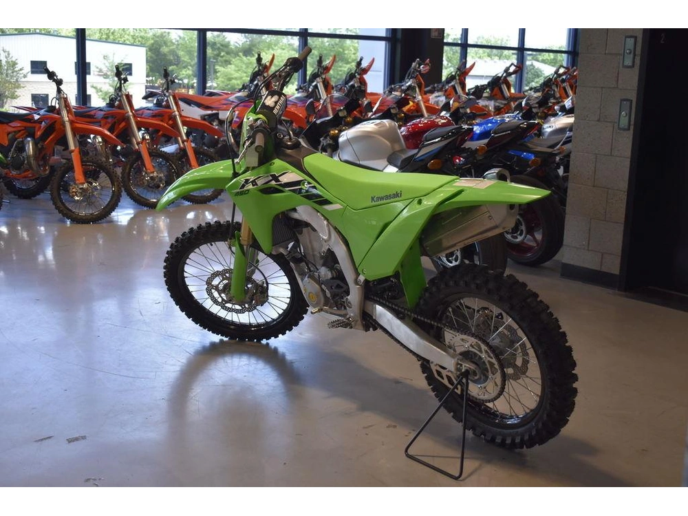 2025 Kawasaki Kx™450 alt
