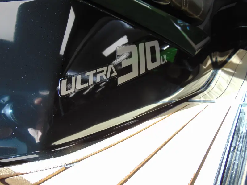 2025 Kawasaki ULTRA 310LX thumbnail 4