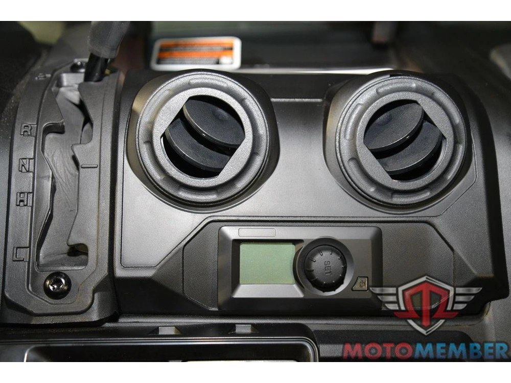 2025 Can-am Defender Limited Hd10 Desert Tan & Stealth Black alt